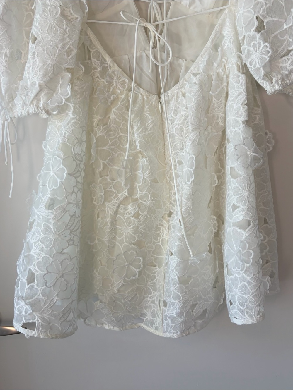 NWT For Love & Lemons Leighton Mini Dress White Floral Embroidered S - Picture 9 of 15